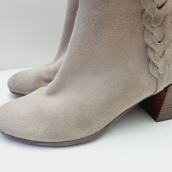 GEOX Respira Suede Ankle Boots Low Heel Side Zippers Beige Sz 7.5 - Picture 11 of 16